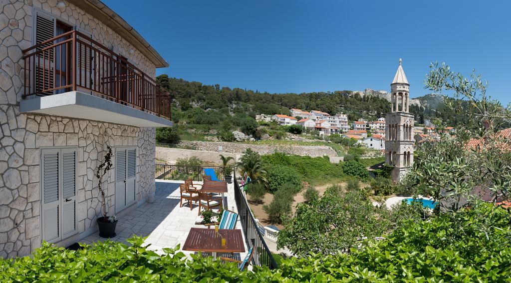 Apartments Olive Tree Hvar Town Bagian luar foto