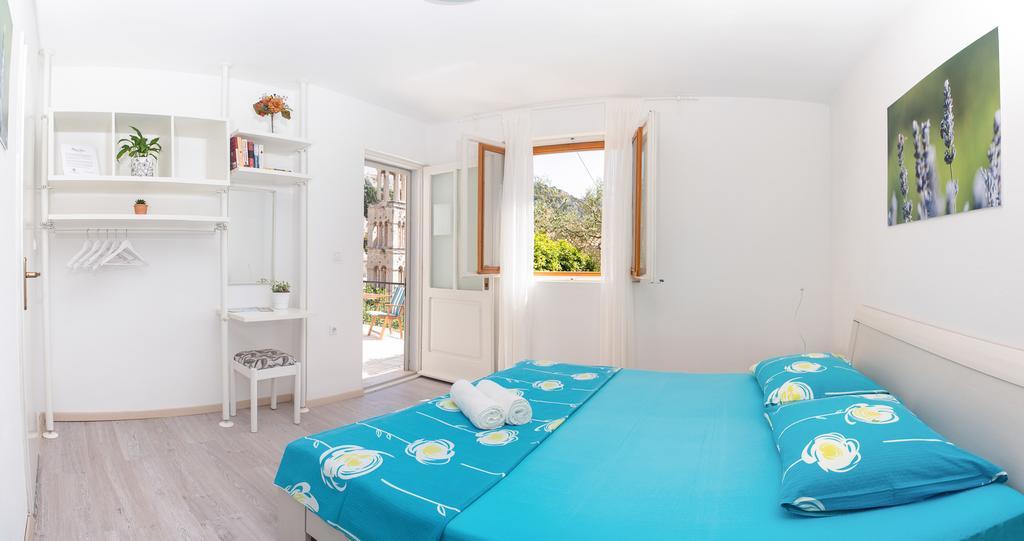 Apartments Olive Tree Hvar Town Bagian luar foto